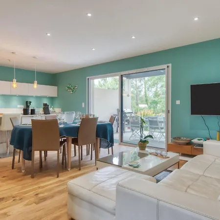 Petite Depee By Interhome Vila