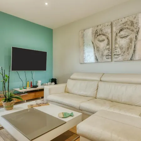 Petite Depee By Interhome * Grayan-et-l'Hopital