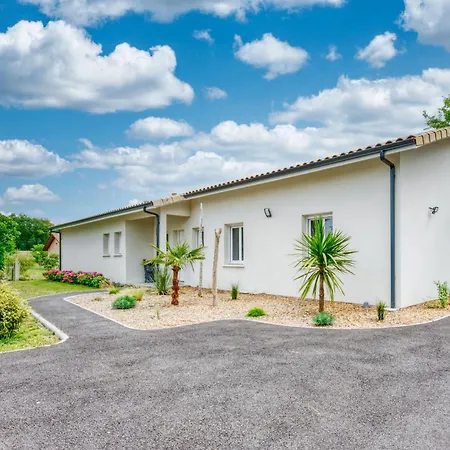 Petite Depee By Interhome Vila Grayan-et-l'Hopital